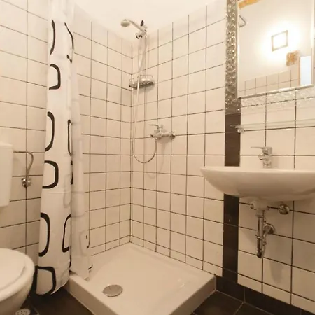 Katarina In Mrkoci - Haus Fuer 8-10 Personen * Batlug
